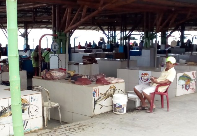 Manta Fish Market